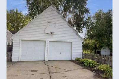1729 W Rogers Avenue, Appleton, WI 54914 - Photo 2