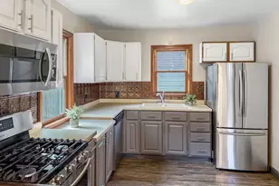 1729 W Rogers Ave, Appleton, WI 54914 - Photo 8