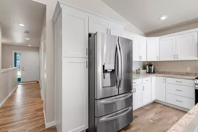 W5873 S Oak Park Circle, Shawano, WI 54166 - Photo 8