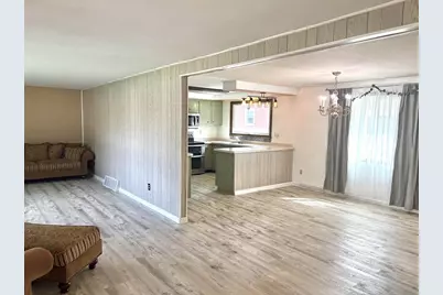 241 Butte Des Morts Drive, Menasha, WI 54952 - Photo 6