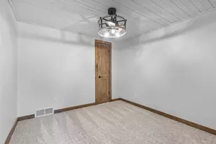 4879 County Rd A, Oshkosh, WI 54901 - Photo 32