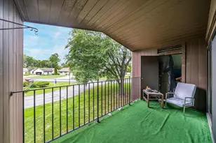 1699 Alcan Dr, Menasha, WI 54952 - Photo 16