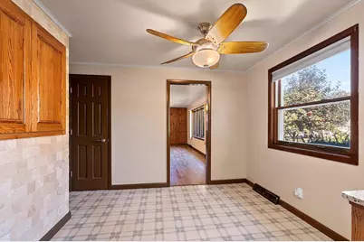 1934 Debra Lane, Green Bay, WI 54302 - Photo 6
