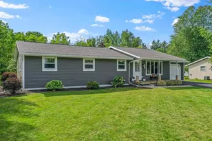 198 E Green Bay St, Pulaski, WI 54162 - Photo 2