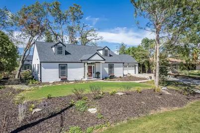 1701 S Hillcrest Drive, Appleton, WI 54914 - Photo 2
