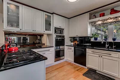 1701 S Hillcrest Drive, Appleton, WI 54914 - Photo 6