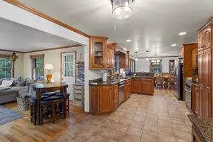 2859 St Ann Dr, Green Bay, WI 54311 - Photo 2