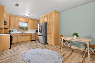 1677 W Butte Des Morts Beach Rd, Neenah, WI 54956 - Photo 10