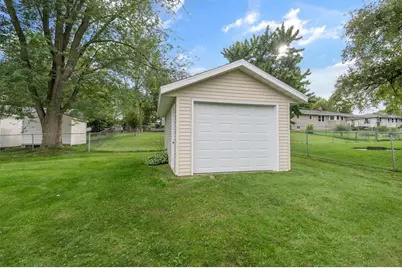 1607 Cormier Road, Green Bay, WI 54313 - Photo 24