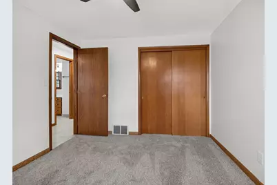 1607 Cormier Road, Green Bay, WI 54313 - Photo 10