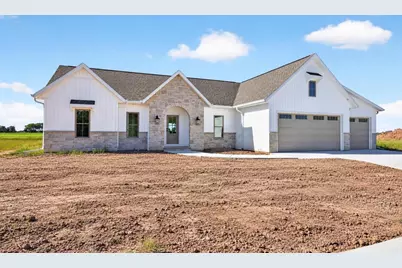 1609 Torchwood Trail, De Pere, WI 54115 - Photo 2