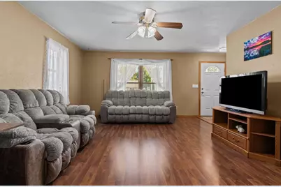 517 Donna Street, Chilton, WI 53014 - Photo 8