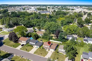 506 Pine Terrace, Green Bay, WI 54303 - Photo 16