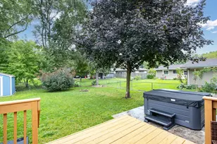 1406 Hazel St, Oshkosh, WI 54901 - Photo 24