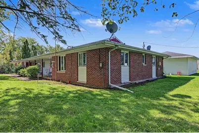 121 W Glenbrook Drive, Pulaski, WI 54162 - Photo 14