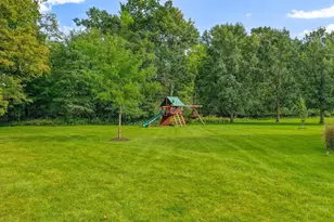 1000 Crown Pointe Cir, Suamico, WI 54173 - Photo 68