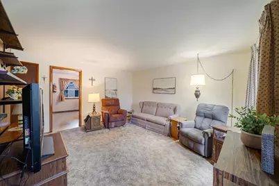 2124 S Fountain Avenue, Appleton, WI 54915 - Photo 6
