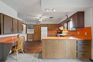 705 E Lieg Ave, Shawano, WI 54166 - Photo 8