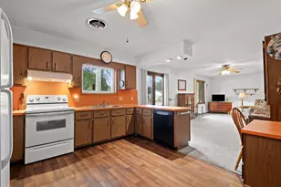 705 E Lieg Ave, Shawano, WI 54166 - Photo 10