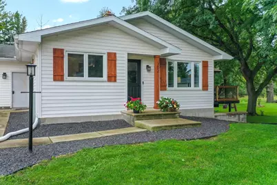 302 Hill Road, Rosendale, WI 54974 - Photo 4