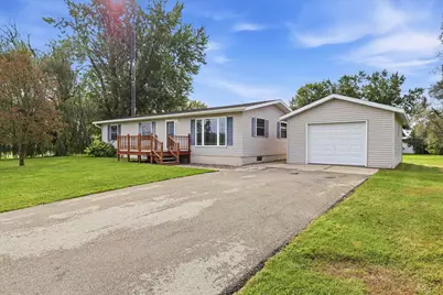 525 Church Street, Edgerton, WI 54486 - Photo 2