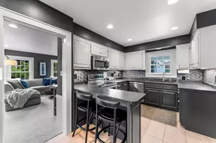 254 Warren Ct, Green Bay, WI 54301 - Photo 6