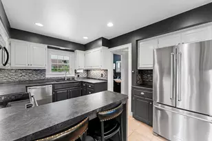 254 Warren Ct, Green Bay, WI 54301 - Photo 12
