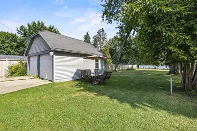 1227 Porlier Street, Green Bay, WI 54301 - Photo 44