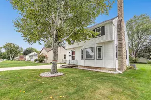 1019 Marshall Ave, Green Bay, WI 54303 - Photo 2