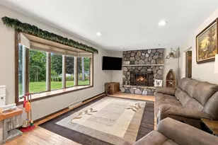 416 S Harrison St, Waupaca, WI 54981 - Photo 2