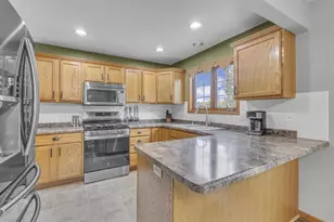 N6519 Canterbury Ln, Fond du Lac, WI 54937 - Photo 8