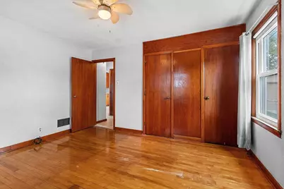 1030 Hickory Hill Drive, Green Bay, WI 54304 - Photo 16