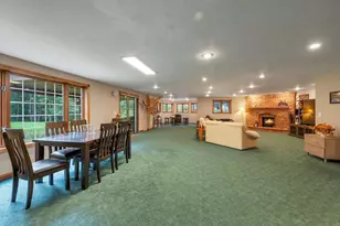 1935 E Telemark Cir, Green Bay, WI 54313 - Photo 8