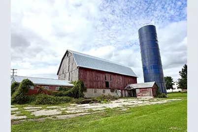 N3262 State Road 175, Byron, WI 53006 - Photo 6