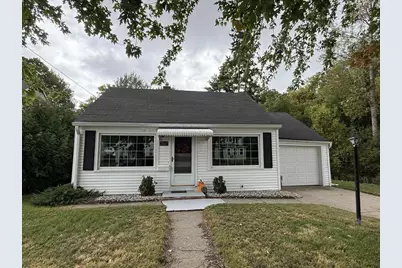 2017 10th Avenue, Menominee, MI 49858 - Photo 1