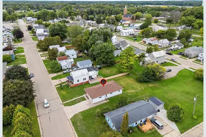 339 Center Street, Oconto, WI 54153 - Photo 36