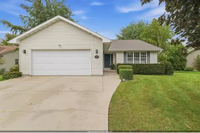 172 Yacoub Lane, Fond du Lac, WI 54935 - Photo 1