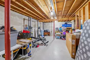172 Yacoub Ln, Fond du Lac, WI 54935 - Photo 24