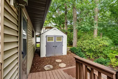 3046 Bay View Drive, Green Bay, WI 54311 - Photo 70