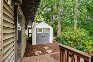 3046 Bayview Dr, Green Bay, WI 54311 - Photo 70