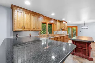 3046 Bayview Dr, Green Bay, WI 54311 - Photo 22