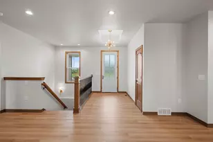 1582 Red Hawk Lndg Trl, De Pere, WI 54115 - Photo 4