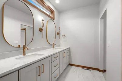 1582 Red Hawk Landing Trail, De Pere, WI 54115 - Photo 28