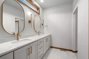 1582 Red Hawk Lndg Trl, De Pere, WI 54115 - Photo 28