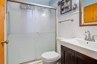 815 Irvington St, Green Bay, WI 54304 - Photo 12