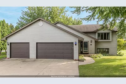 729 Farmington Avenue, Oshkosh, WI 54901 - Photo 1