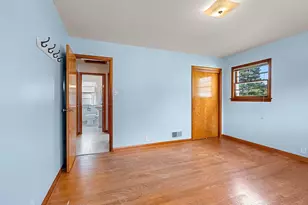 994 Roscoe St, Green Bay, WI 54304 - Photo 22