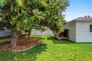 994 Roscoe St, Green Bay, WI 54304 - Photo 50