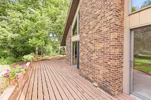 2098 Shawnee Ln, Oshkosh, WI 54901 - Photo 20