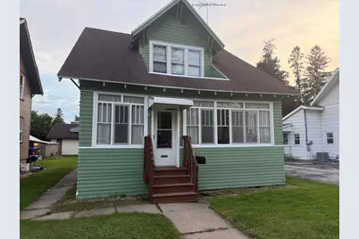 19 W 14th Street, Clintonville, WI 54929 - Photo 1